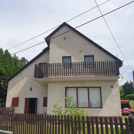 Happy Family House * Velence