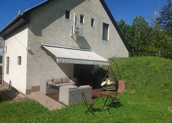 Holiday home Happy Family House Velence